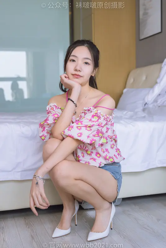 [BoBoSocks袜啵啵] NO.492 小甜豆-高跟鞋、薄肉丝（脚尖微加固款）、裸足 （花絮版） - BoBoSocks袜啵啵